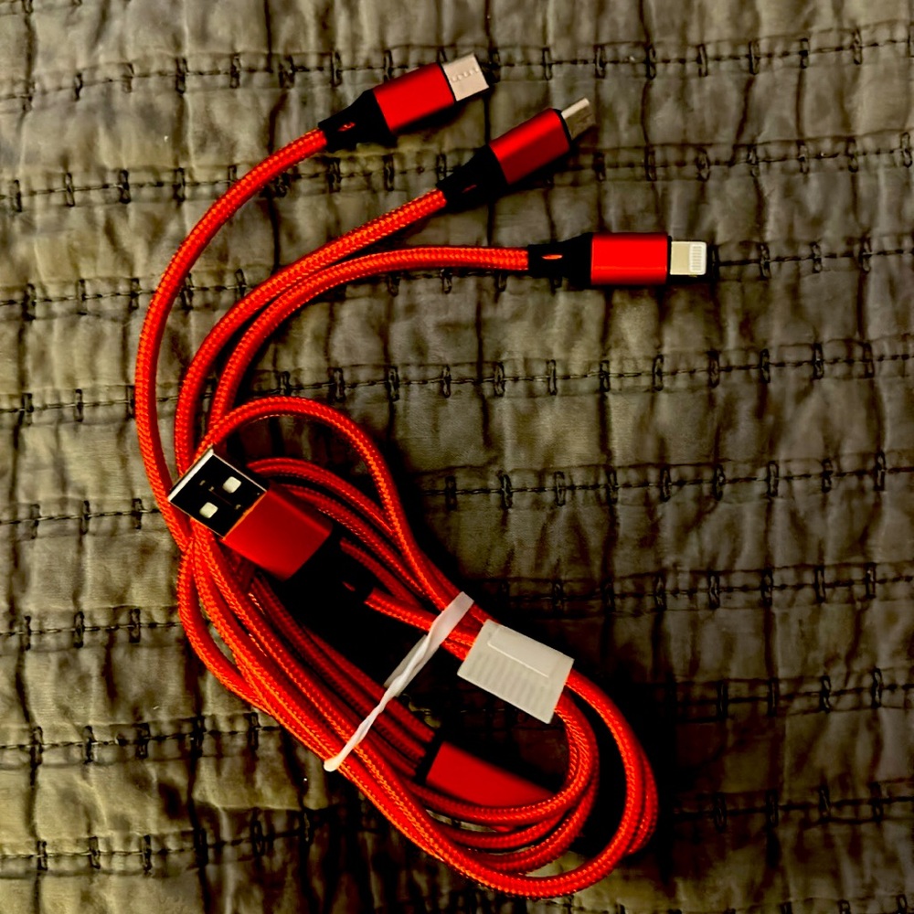 🎁 3-in-1 Multi Charging Cable, NWT - Picture 10 of 12